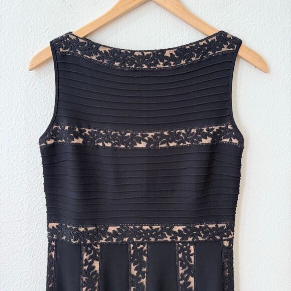 Tadashi Shoji Black Knit Pleated Lace Detail Dress Size Petite Small Cocktail - Picture 4 of 12